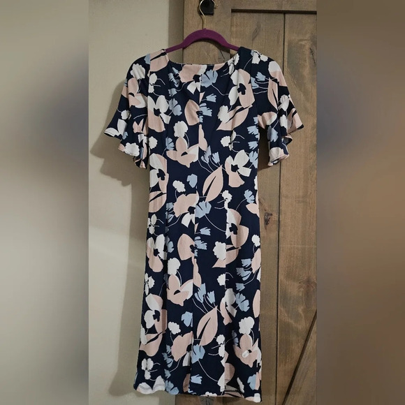 Taylor for A Pea in The Pod floral maternity dress. Size small NWT - Picture 4 of 8